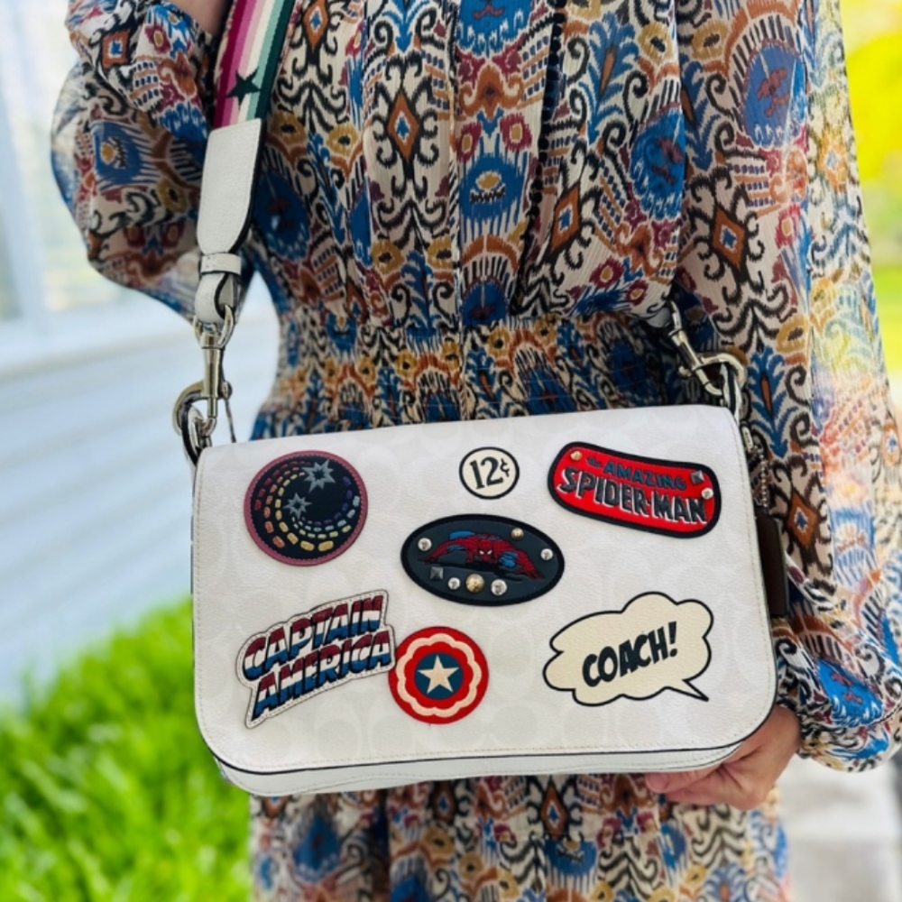 ❤COACH Bundle Exclusive Marvel Purse + Purse Charms